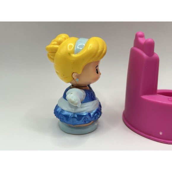 Little People Disney Princess Cinderella And Prince Charming With Pink Chair - Picture 14 of 16